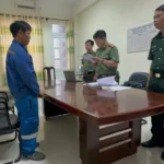 Bắt tạm giam chủ tàu đưa người xuất cảnh trái phép khai thác thủy sản