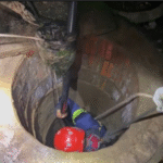 Lời khai lạnh người của đối tượng thả con ruột 18 tháng tuổi xuống giếng sâu