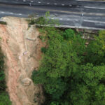 Đèo Prenn sạt lở bất thường