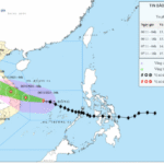 Bão số 13 Kalmaegi vẫn mạnh cấp 14, giật cấp 17, cách Quy Nhơn 310km