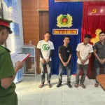 Nhóm người mang súng đi đòi nợ, tấn công chủ nhà bị thương