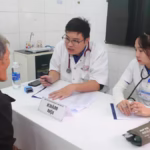 Huế tổ chức khám và cấp thuốc miễn phí cho 1.000 người dân vùng lũ