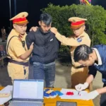 Đi xe máy cùng 1.400 viên ma túy không qua được mắt CSGT