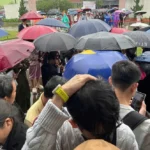 Gần 700 người đội mưa tranh 41 suất nhà ở xã hội tại Đà Nẵng: Tỷ lệ “chọi” kỷ lục khiến nhiều người bất ngờ